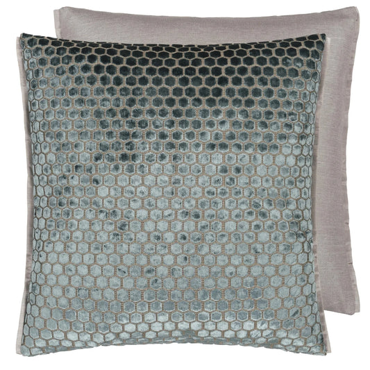Jabot Moonstone 22x22