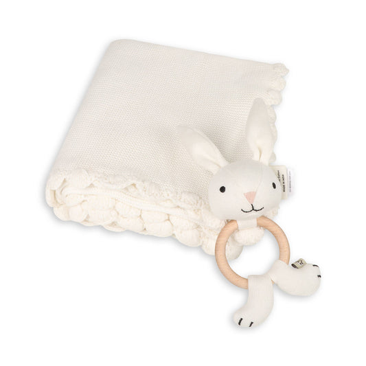 Scallop Classic Knit Baby Blanket+Bunny Rattle Gift SET