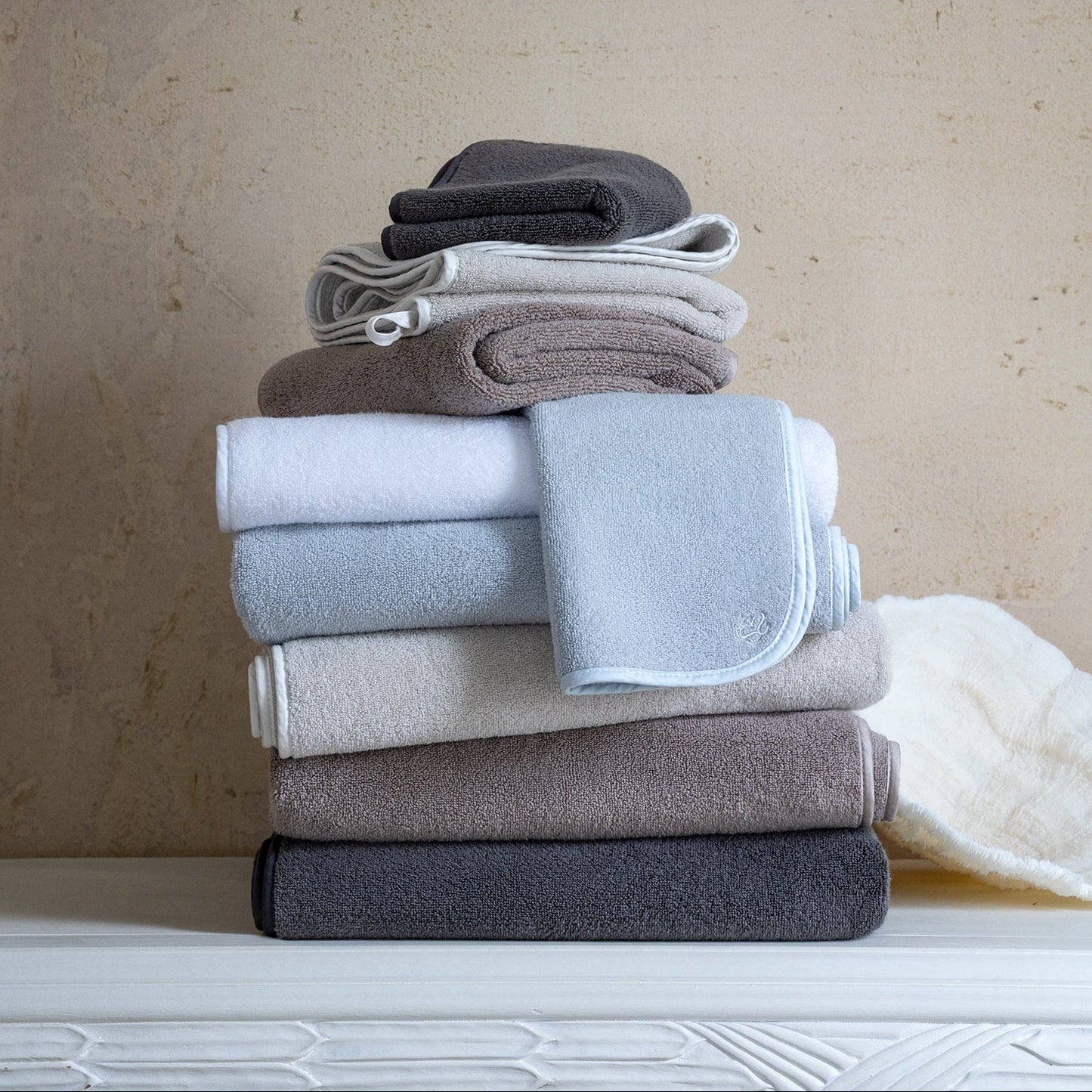 Delfine Towel