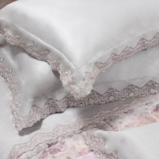 Aura Lace